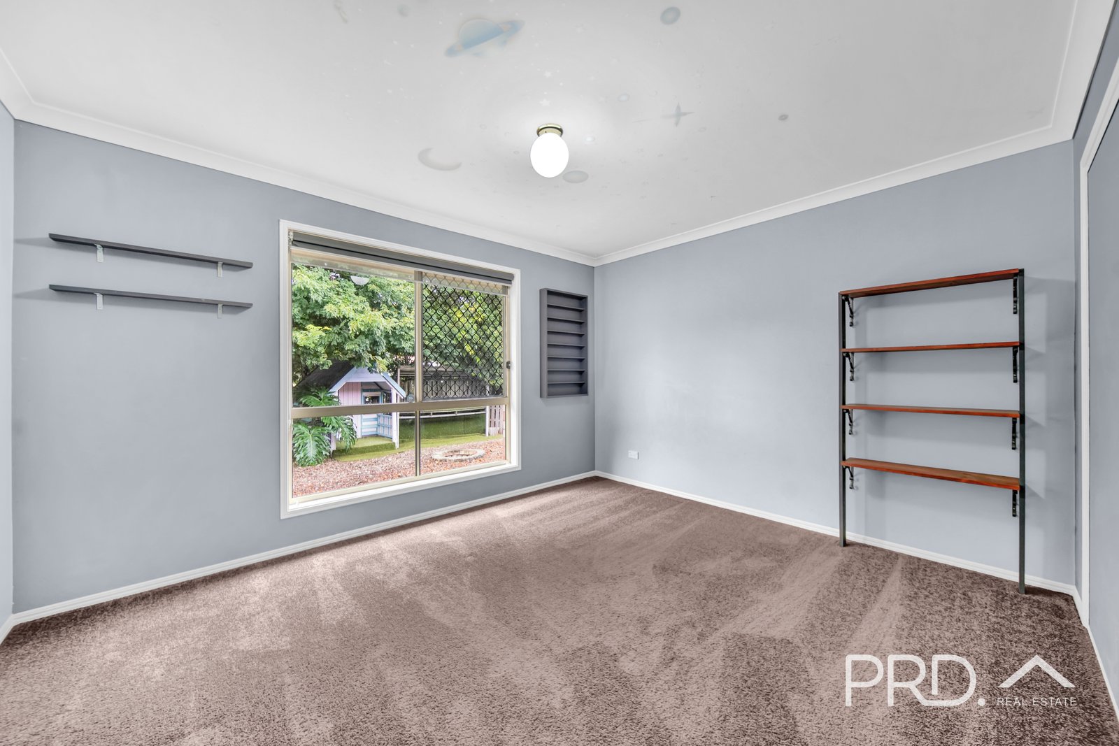 40 PORTLAND Parade REDLAND BAY 21