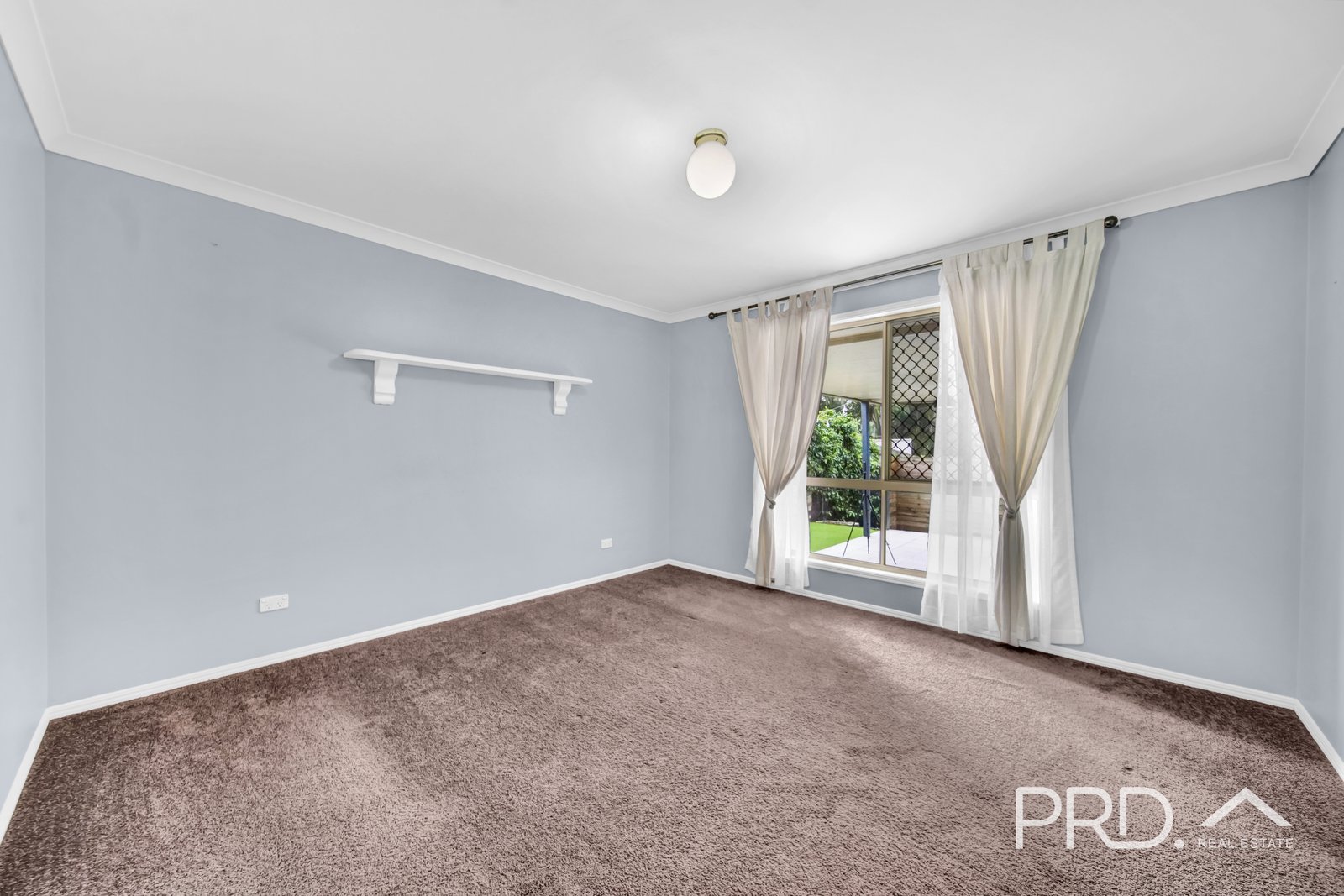 40 PORTLAND Parade REDLAND BAY 25