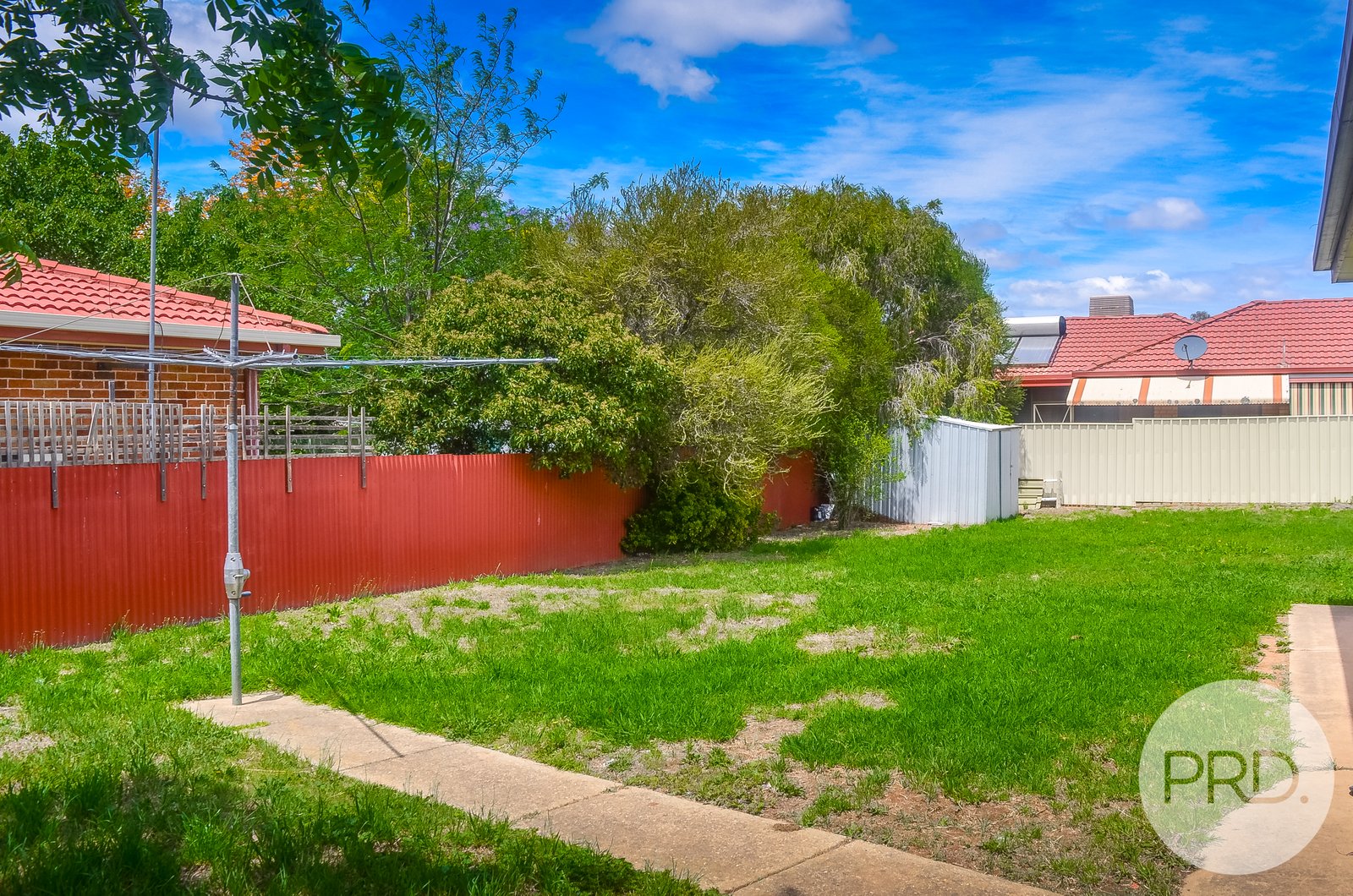 40 Pugsley Ave  ESTELLA 10