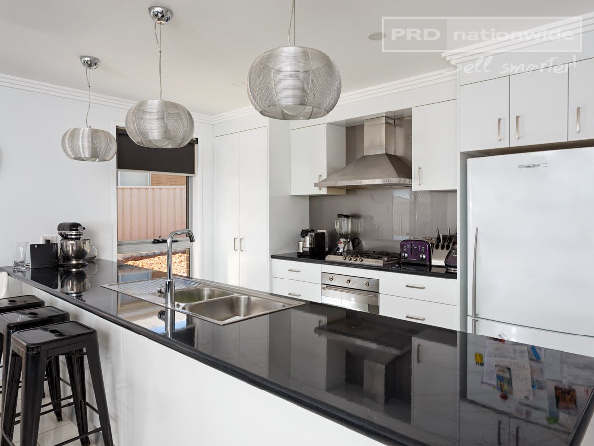 40 Rainbow Drive ESTELLA 2