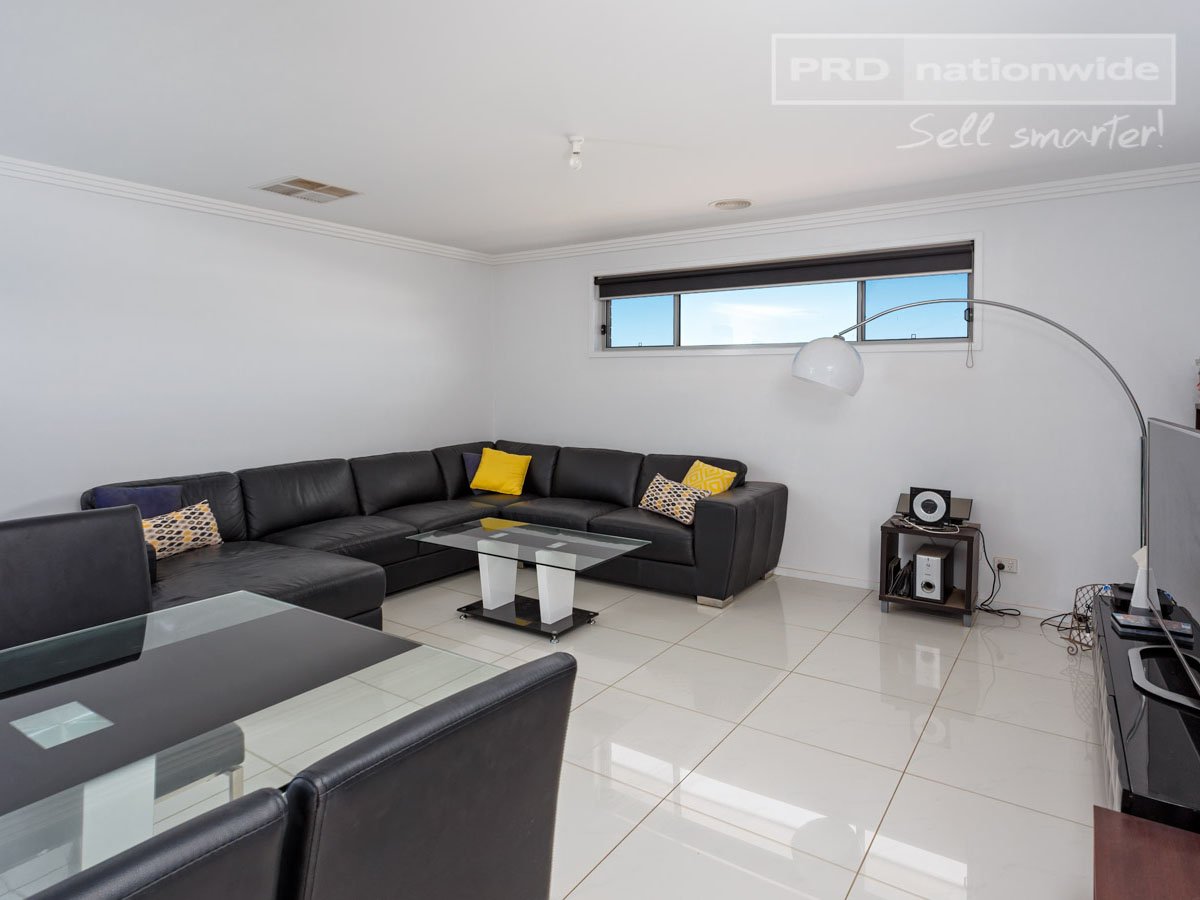 40 Rainbow Drive ESTELLA 3