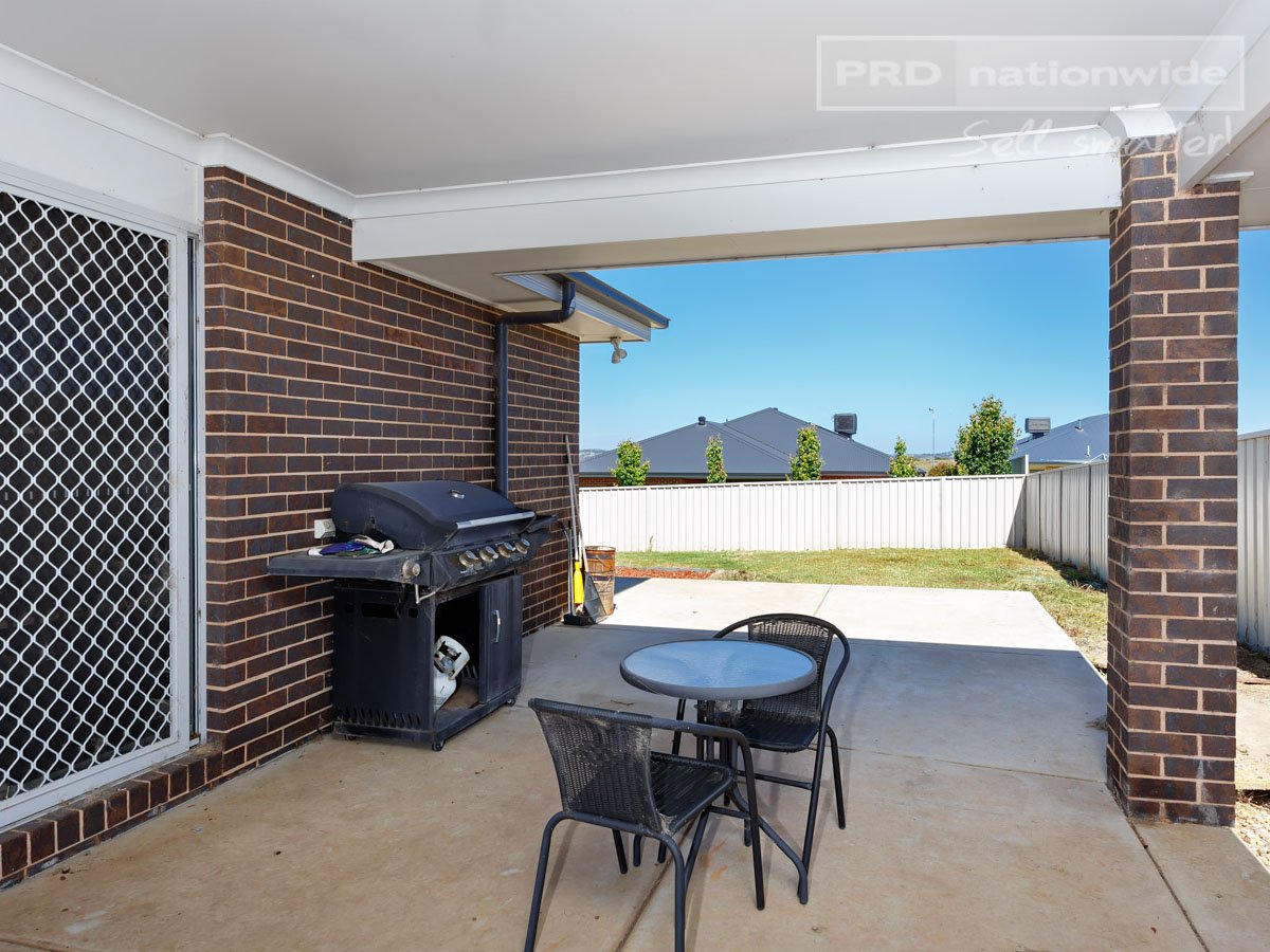 40 Rainbow Drive ESTELLA 5