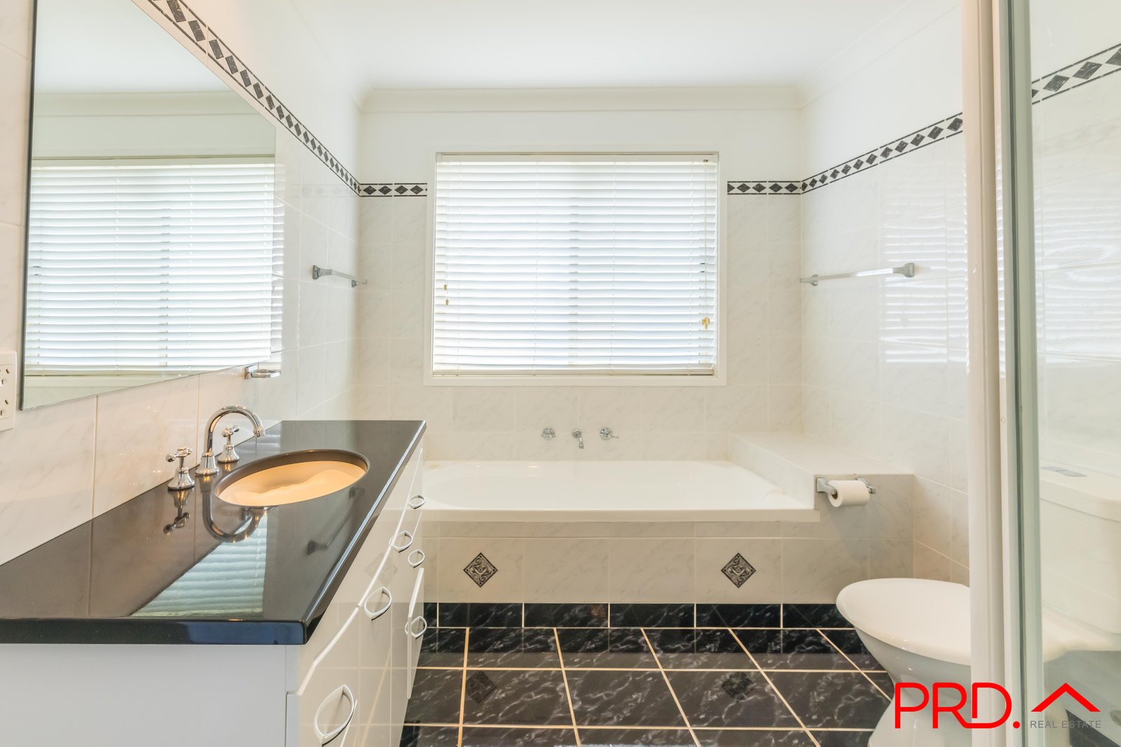 40 Ray Carter Drive QUIRINDI 18