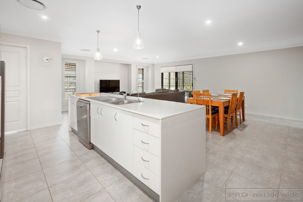 40 Redwood Drive GILLIESTON HEIGHTS 17