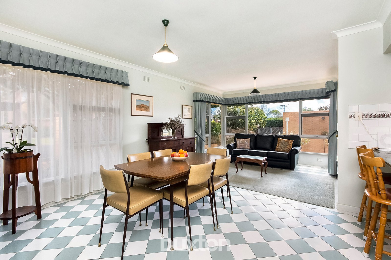 Gallery: 40 Roberts Road
