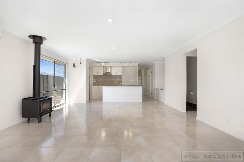 40 Sandpiper Circuit ABERGLASSLYN 8