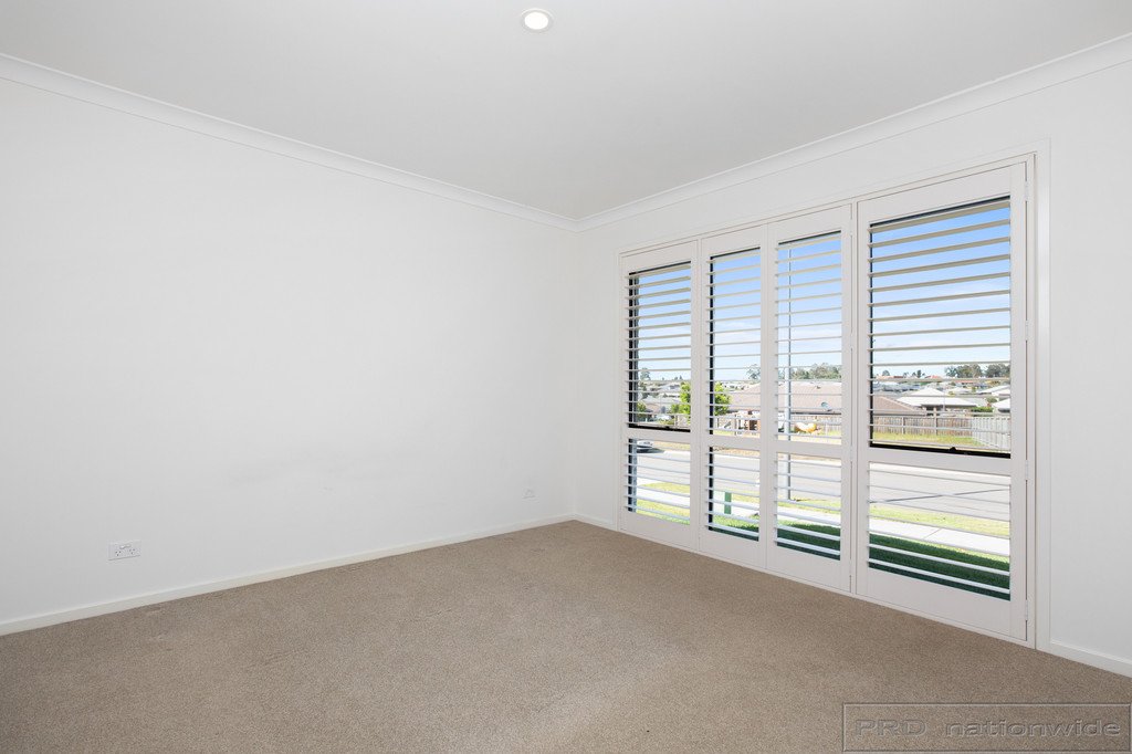 40 Sandpiper Circuit ABERGLASSLYN 12