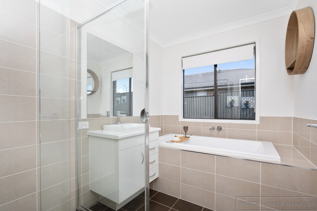 40 Sandpiper Circuit ABERGLASSLYN 15