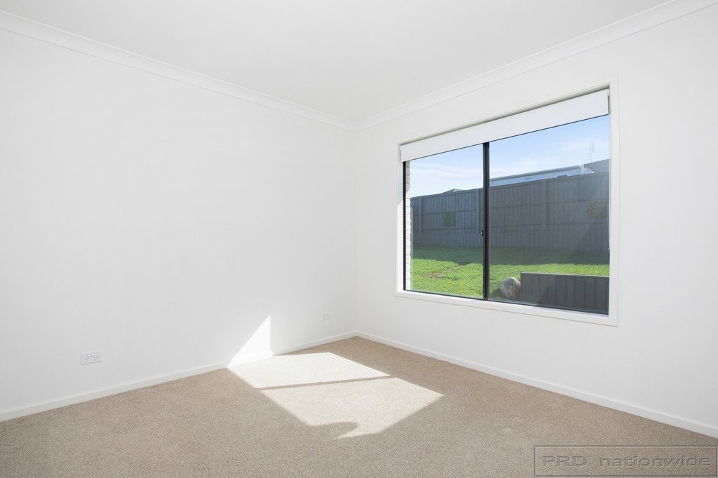 40 Sandpiper Circuit ABERGLASSLYN 17