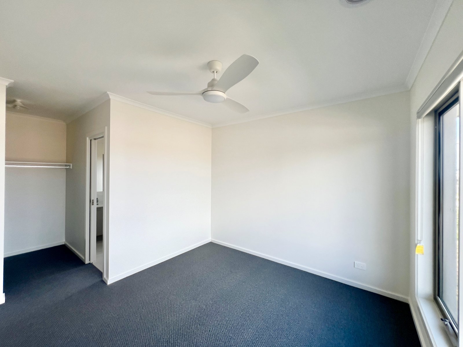 Gallery: 40 Scullin Road