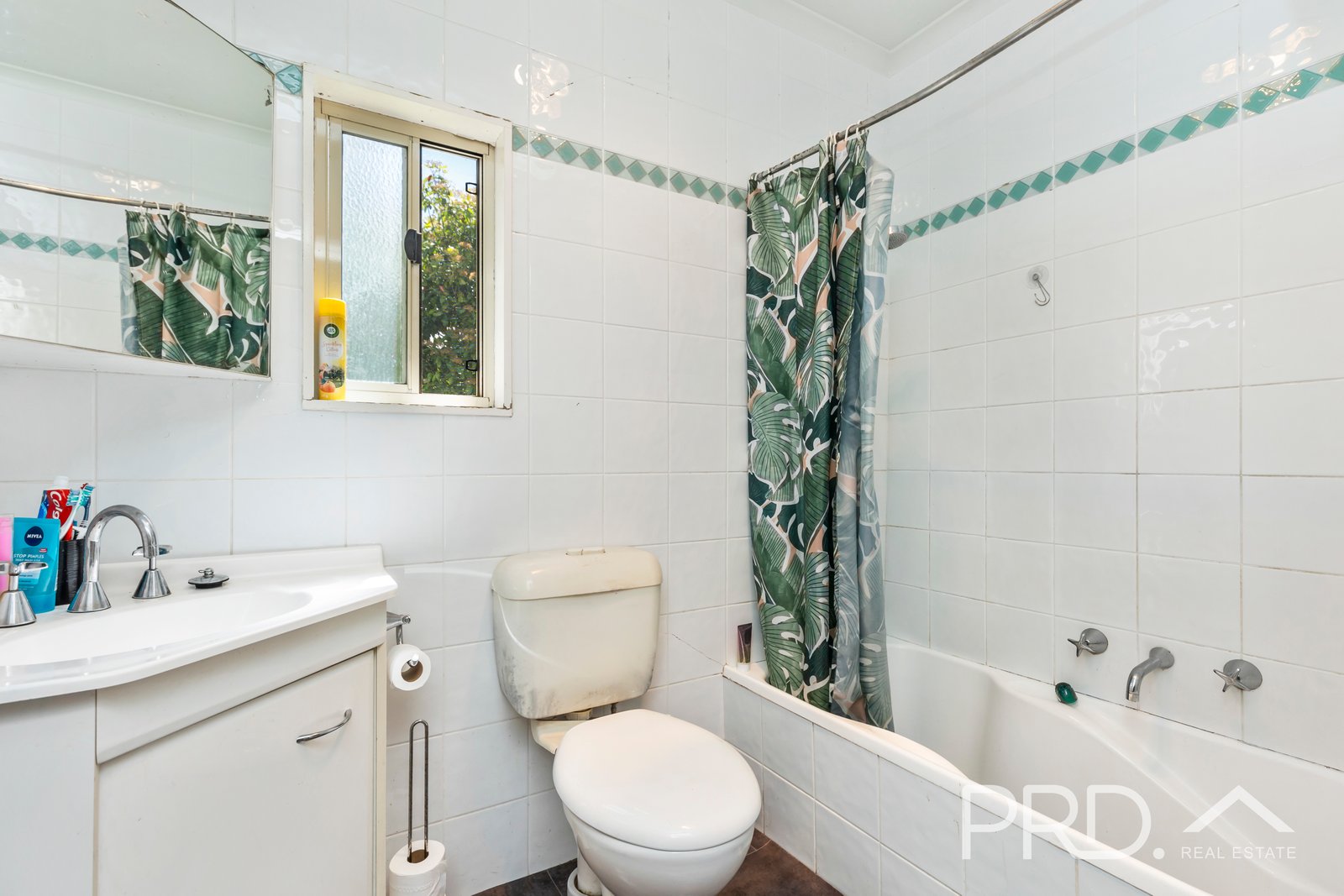 40 Simpson Street TUMUT 10