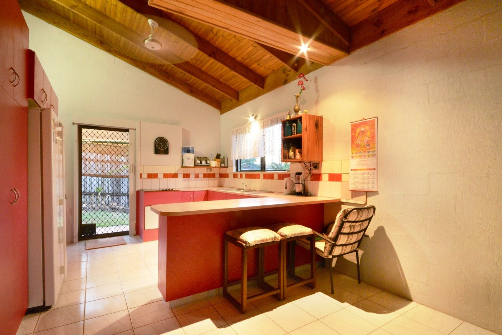 40 Tropic Road CANNONVALE 8