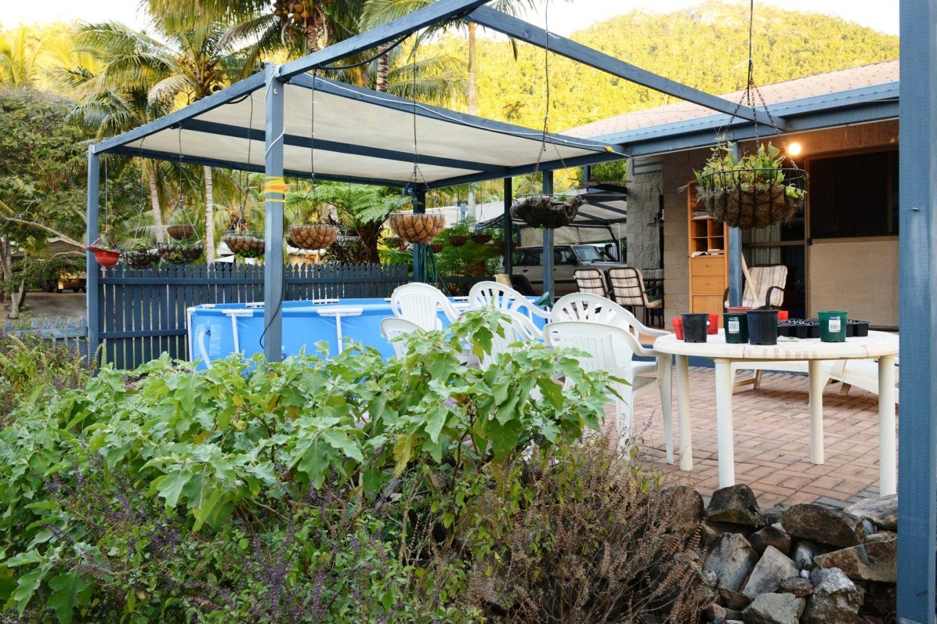 40 Tropic Road CANNONVALE 13