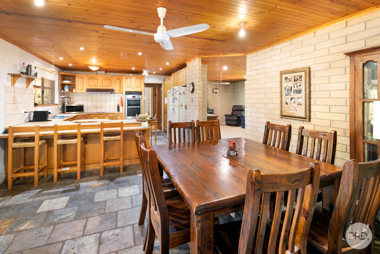 40 Vicki Court SCARSDALE 7