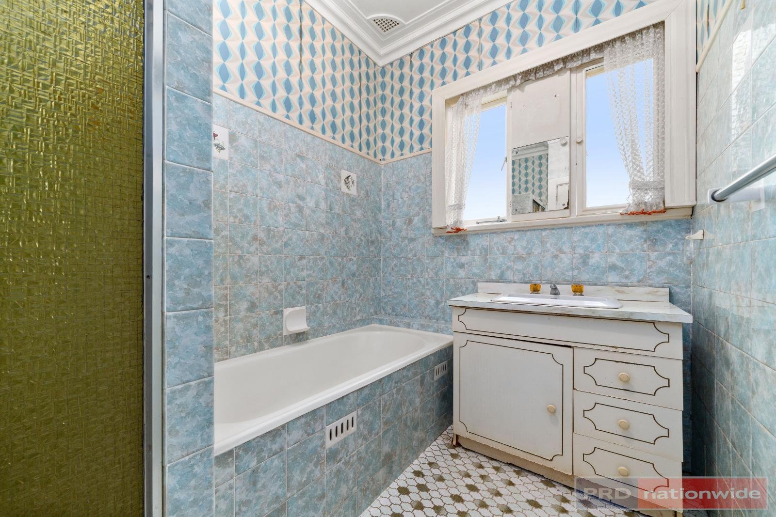 40 Victor Avenue PICNIC POINT 4