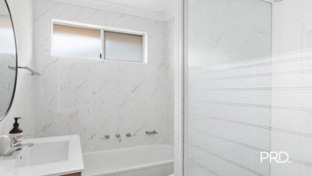 40 Wahroonga Road Winmalee 8