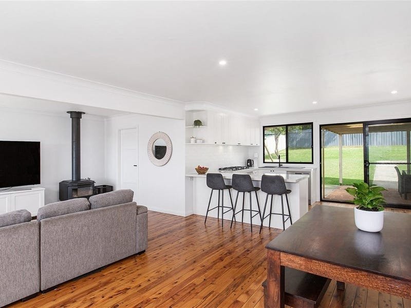 40 Wahroonga Road WINMALEE 2