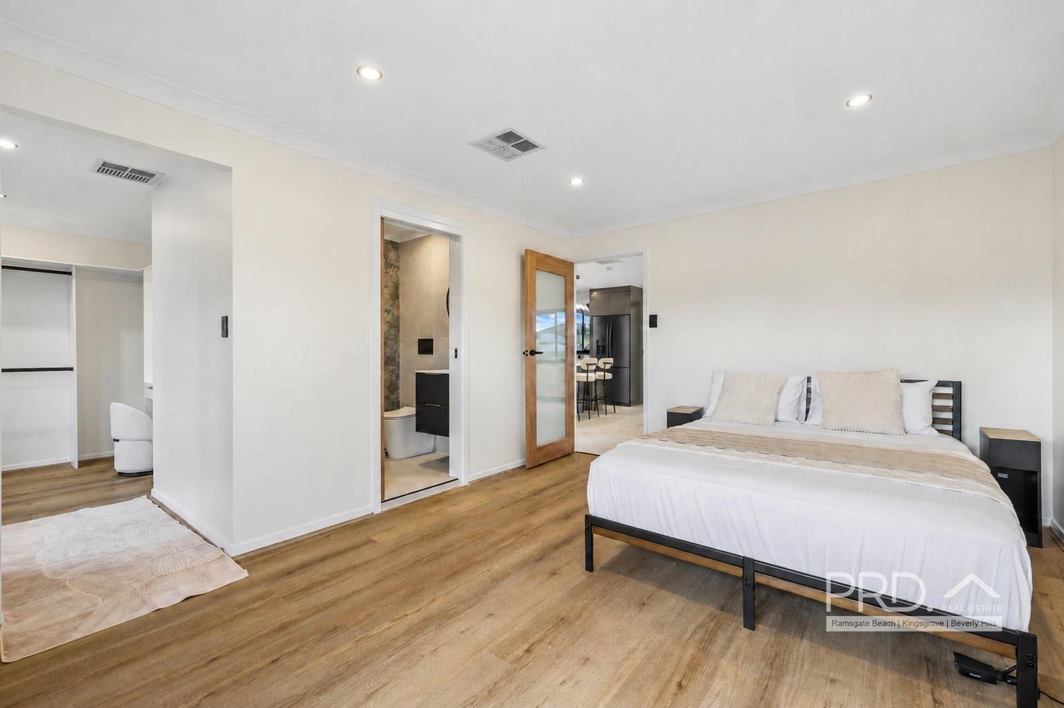40 Walsh Avenue CROYDON PARK 8