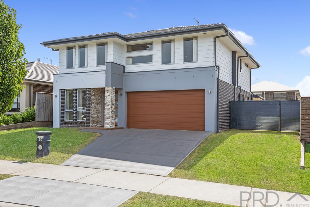 40 Warbler Avenue ABERGLASSLYN 1