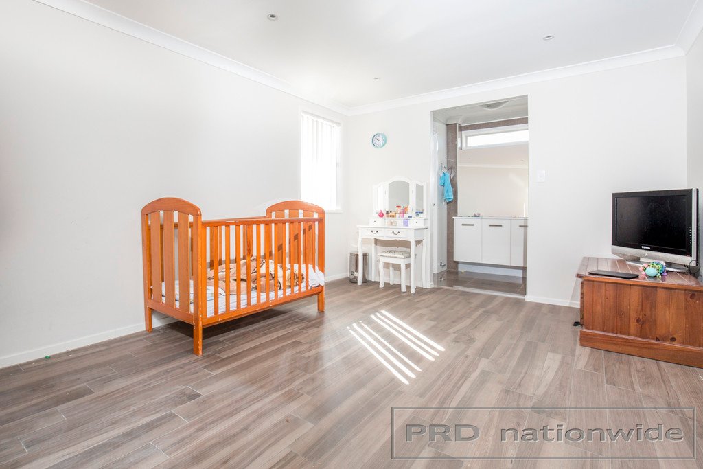40 Warbler Avenue ABERGLASSLYN 4