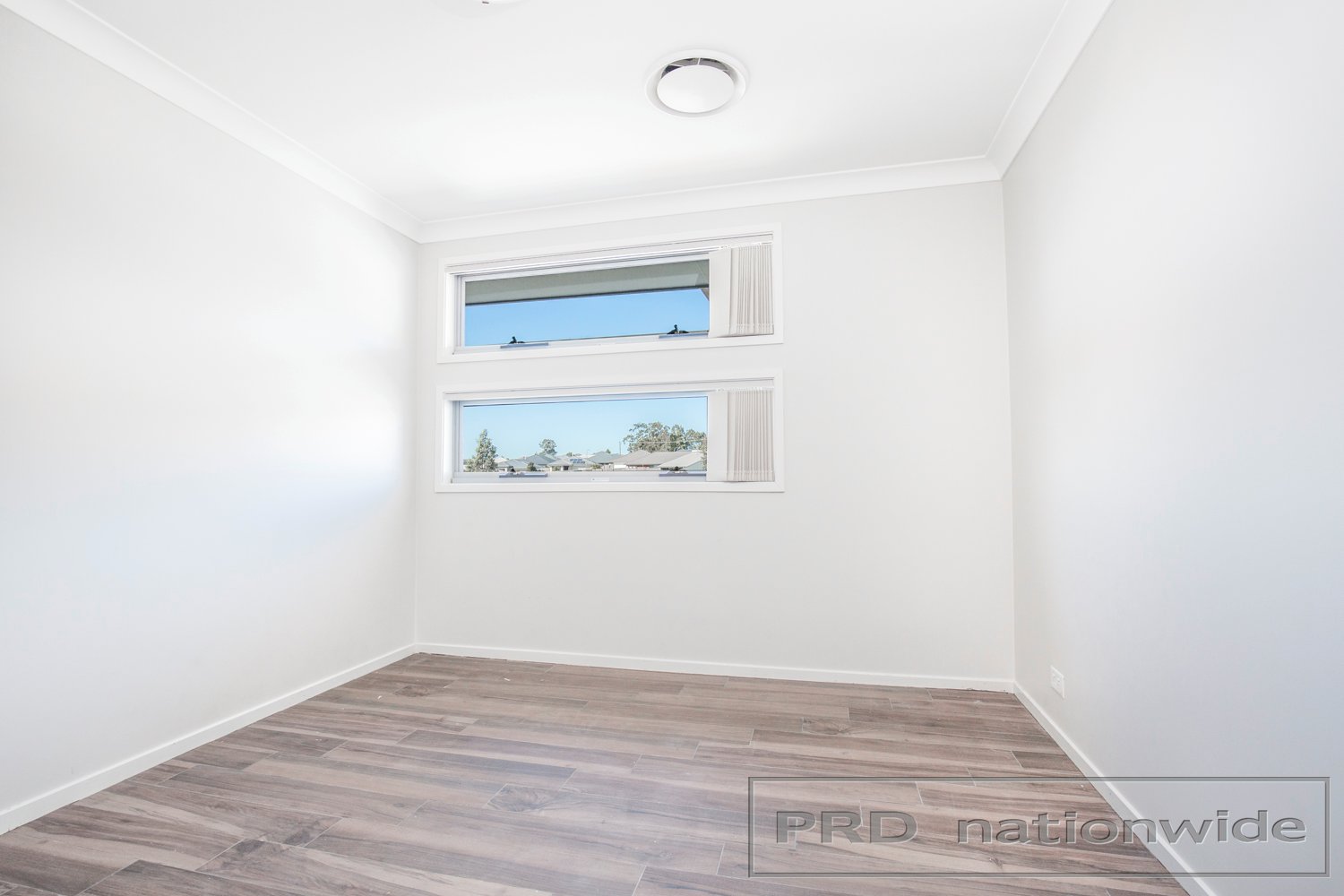 40 Warbler Avenue ABERGLASSLYN 7