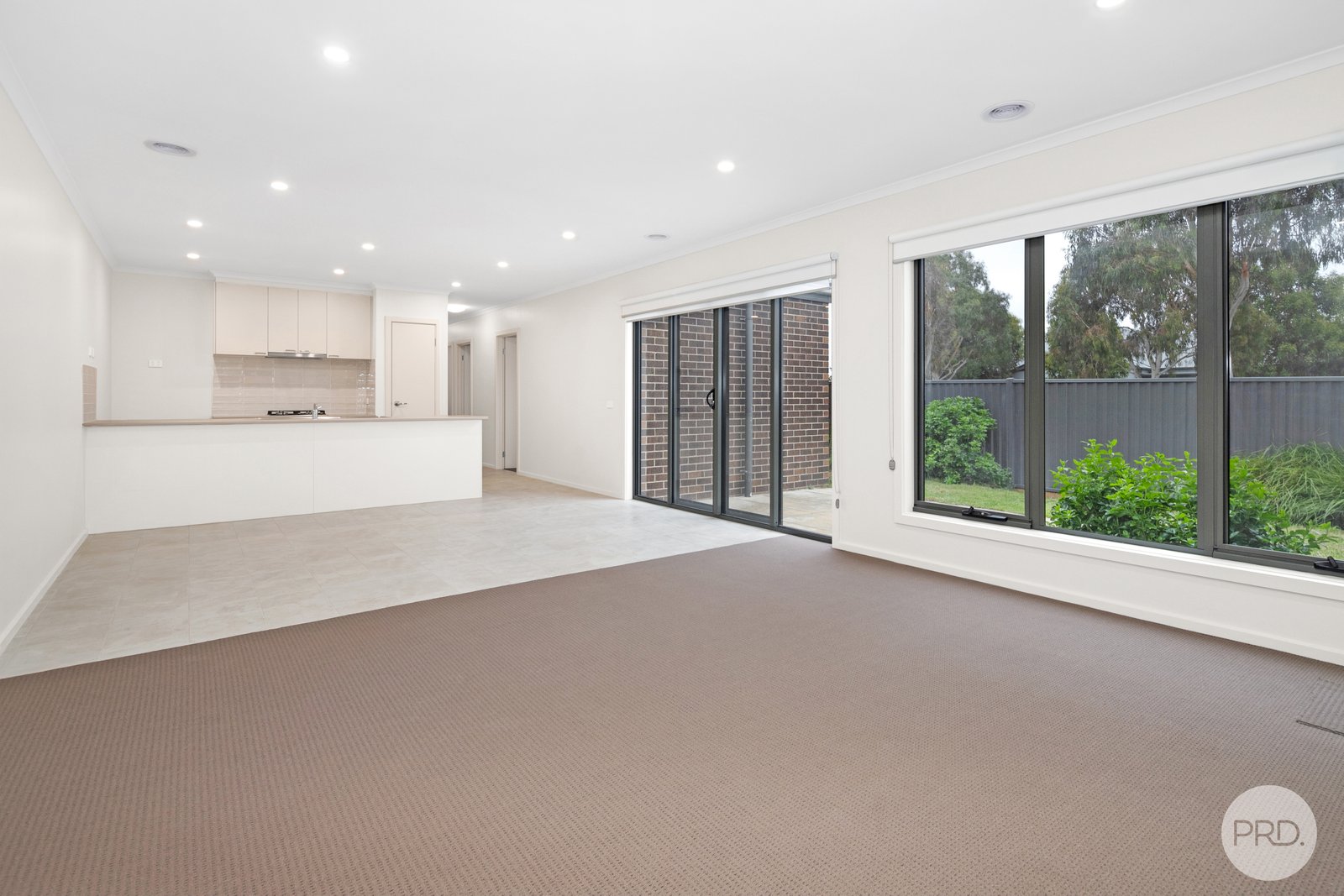 40 Warburton Drive LUCAS 2