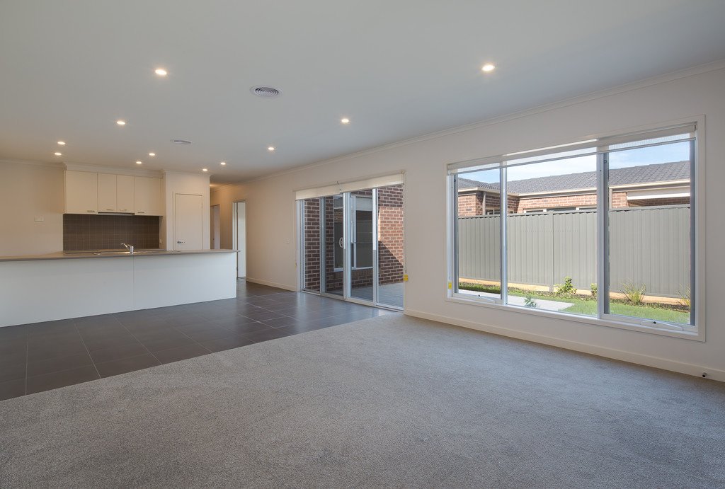 40 Warburton Drive Lucas 2