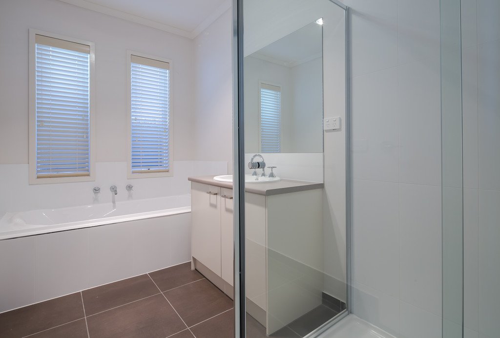 40 Warburton Drive Lucas 5