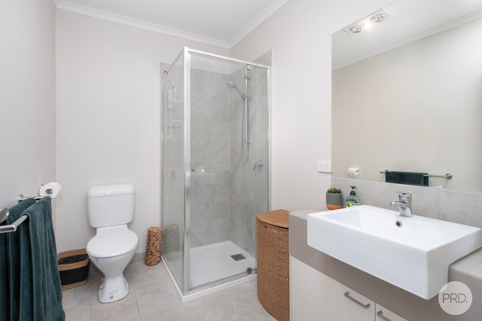 40 Warburton Drive LUCAS 11
