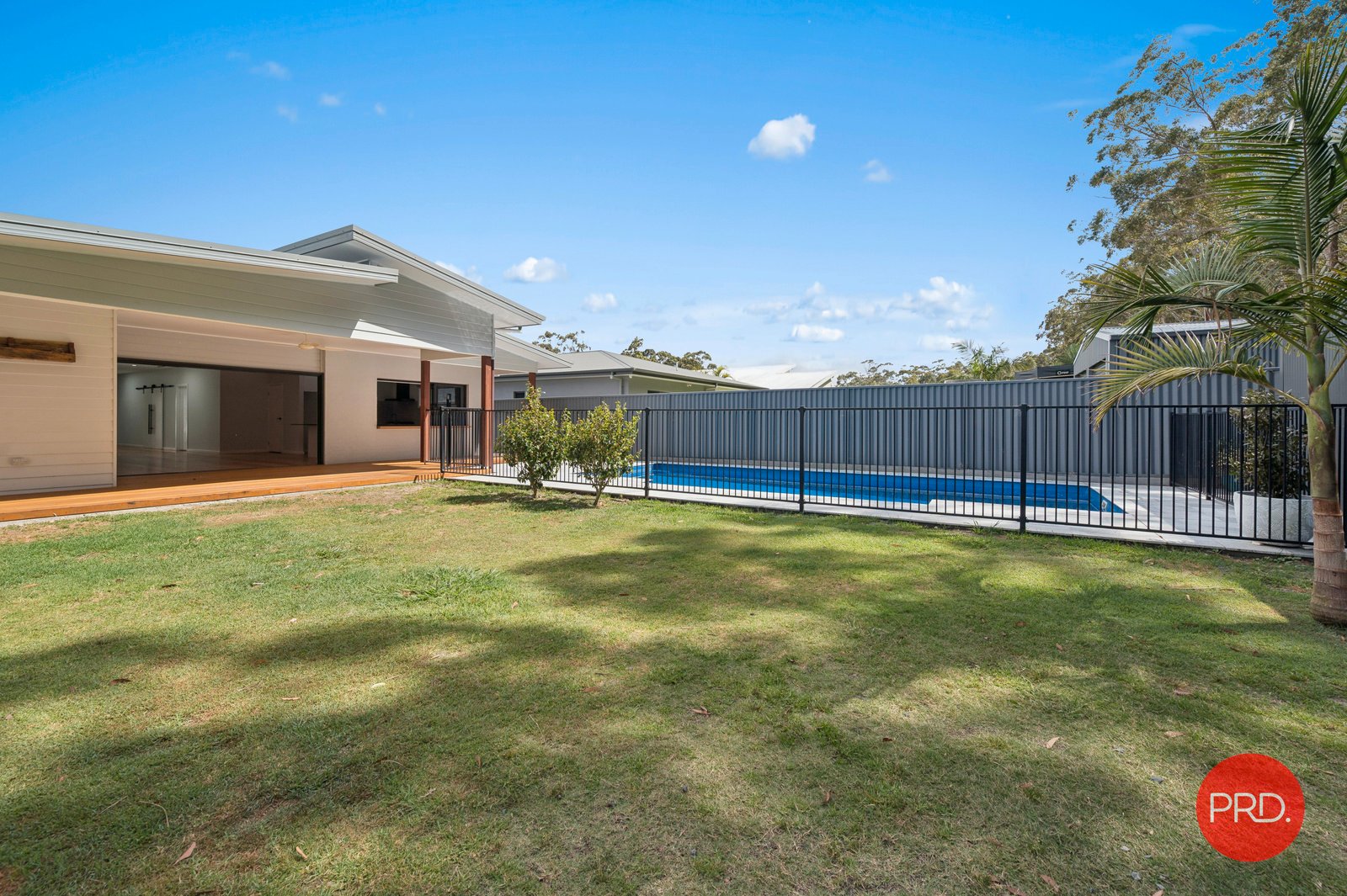 40 Watergum Close SAPPHIRE BEACH 29