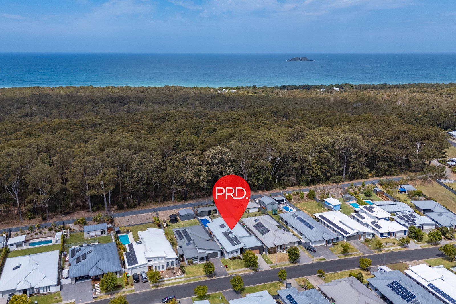 40 Watergum Close SAPPHIRE BEACH 33
