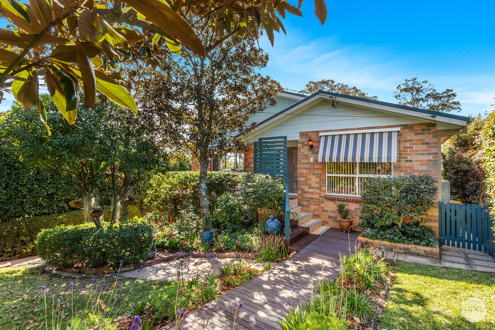 40 Whitbread Drive LEMON TREE PASSAGE 1