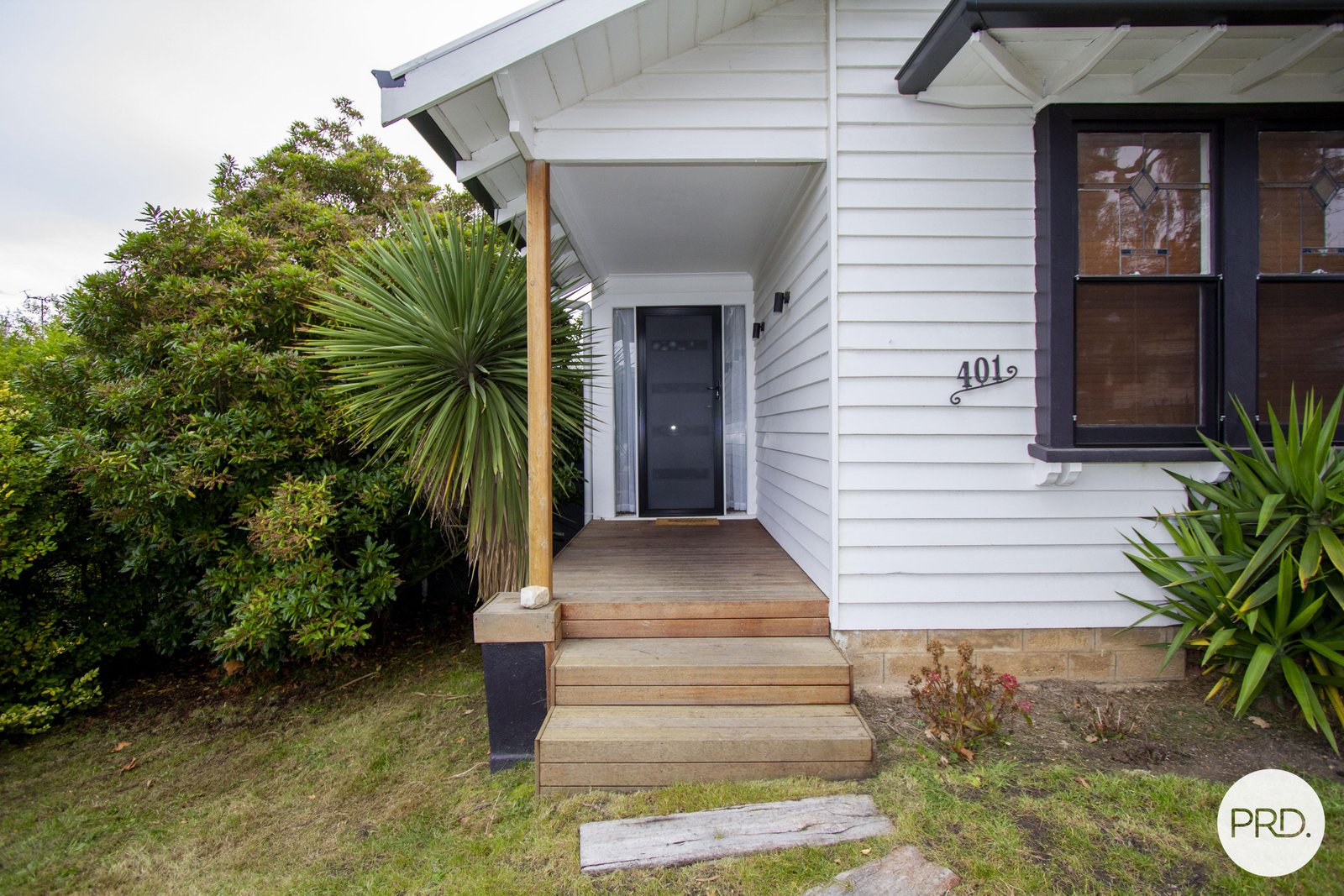 401 Peel Street North BLACK HILL 3