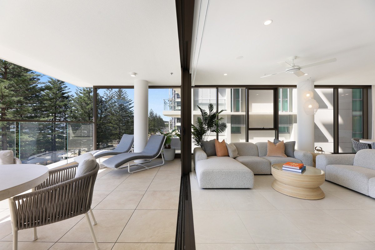 401/112 The Esplanade Burleigh Heads 11
