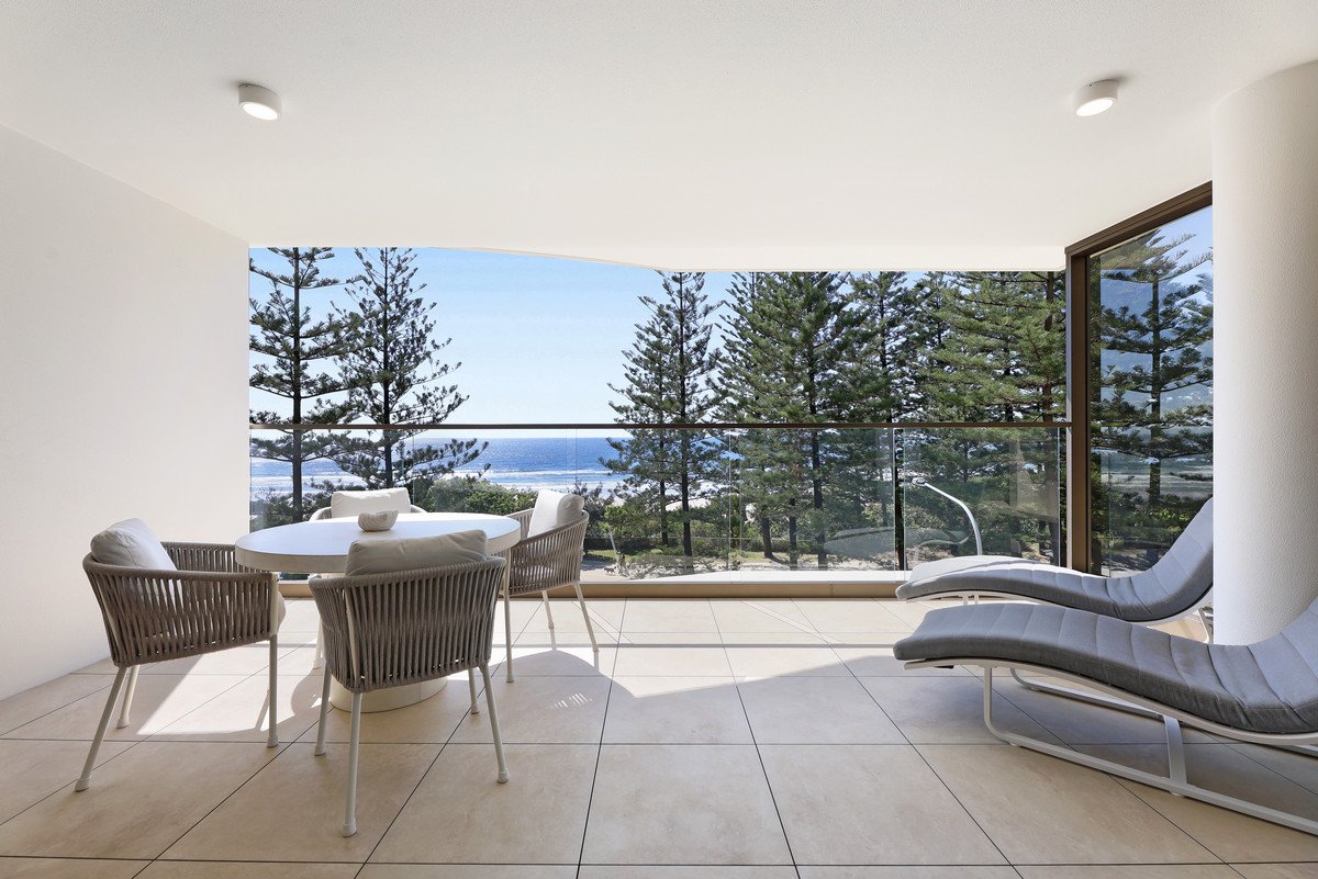 401/112 The Esplanade Burleigh Heads 12