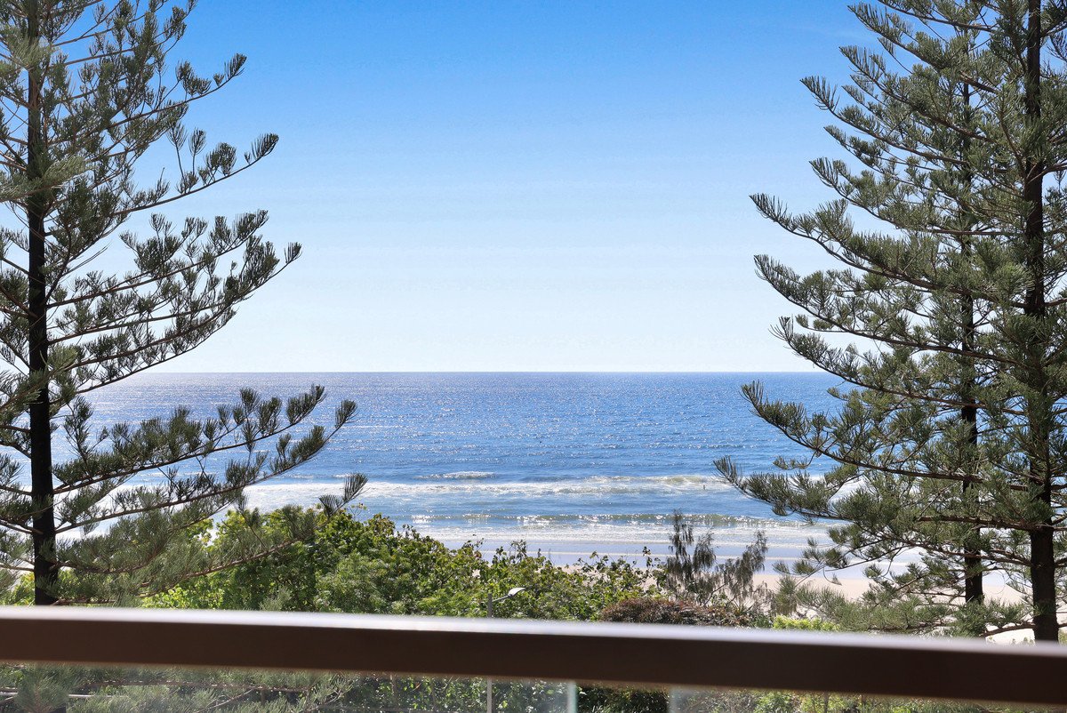 401/112 The Esplanade Burleigh Heads 15