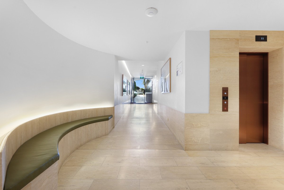 401/112 The Esplanade Burleigh Heads 29