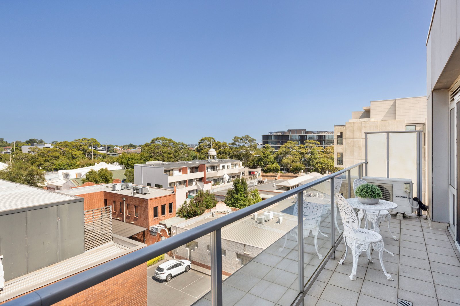 Gallery: 401/135 Inkerman Street