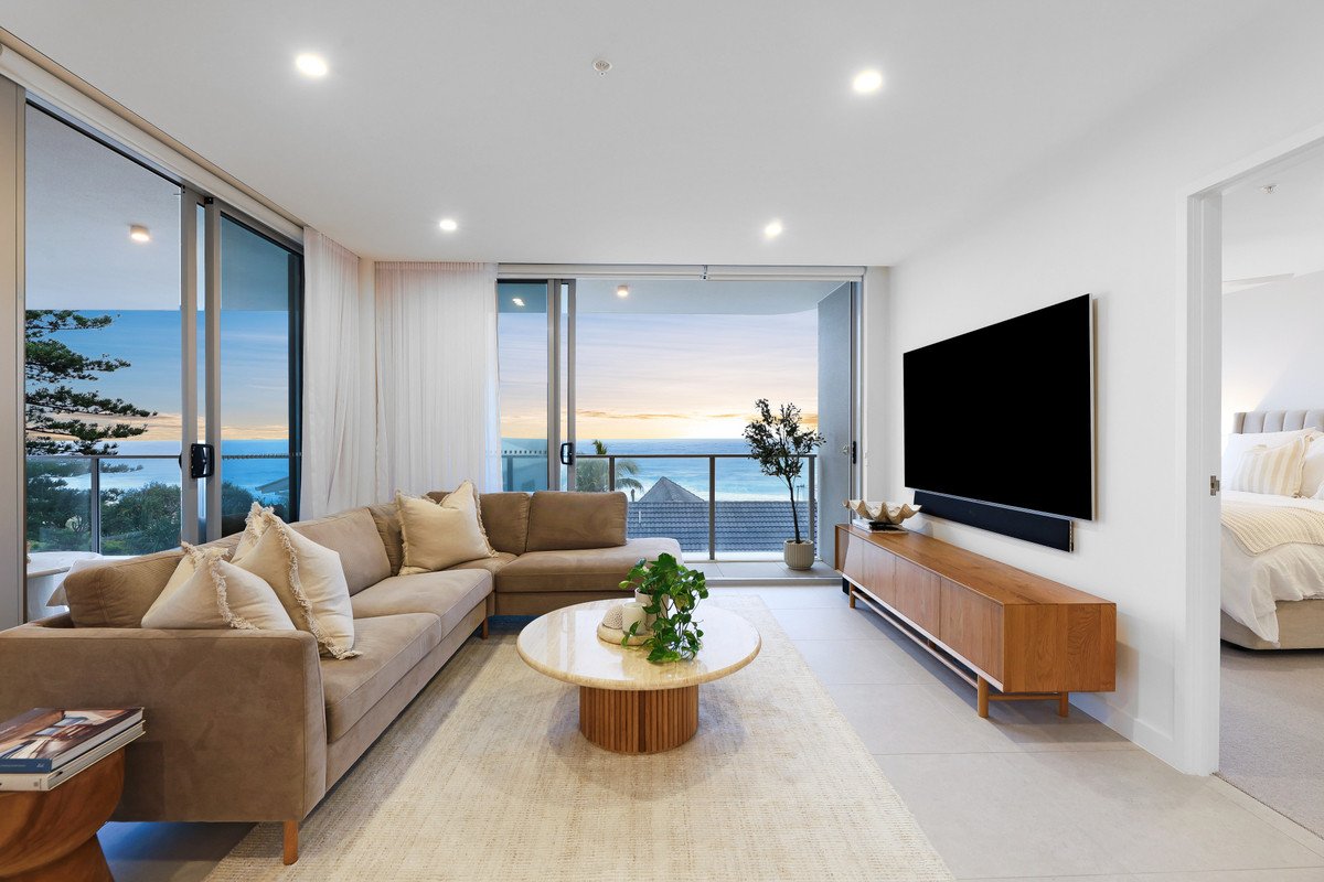 401/4 Twenty First Avenue Palm Beach 10