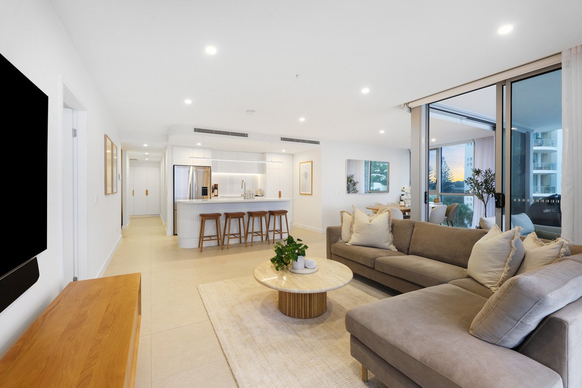 401/4 Twenty First Avenue Palm Beach 11