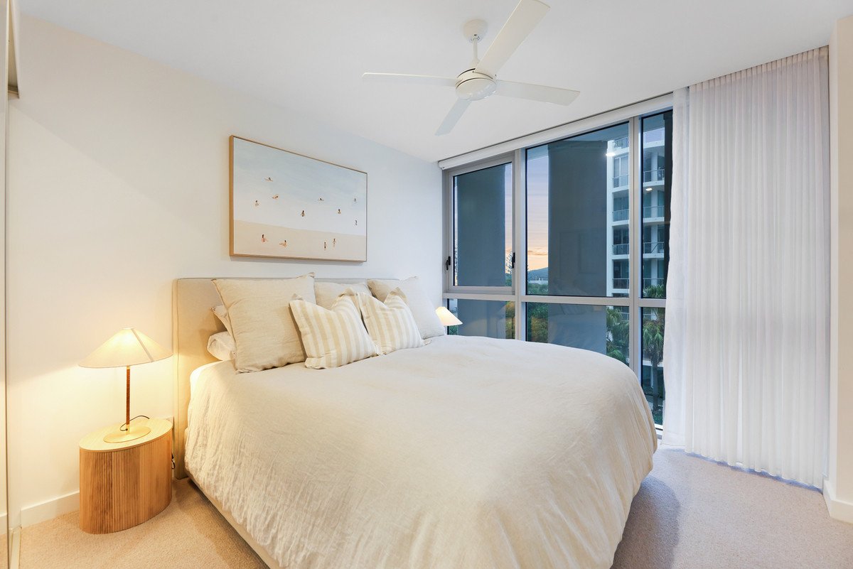 401/4 Twenty First Avenue Palm Beach 23