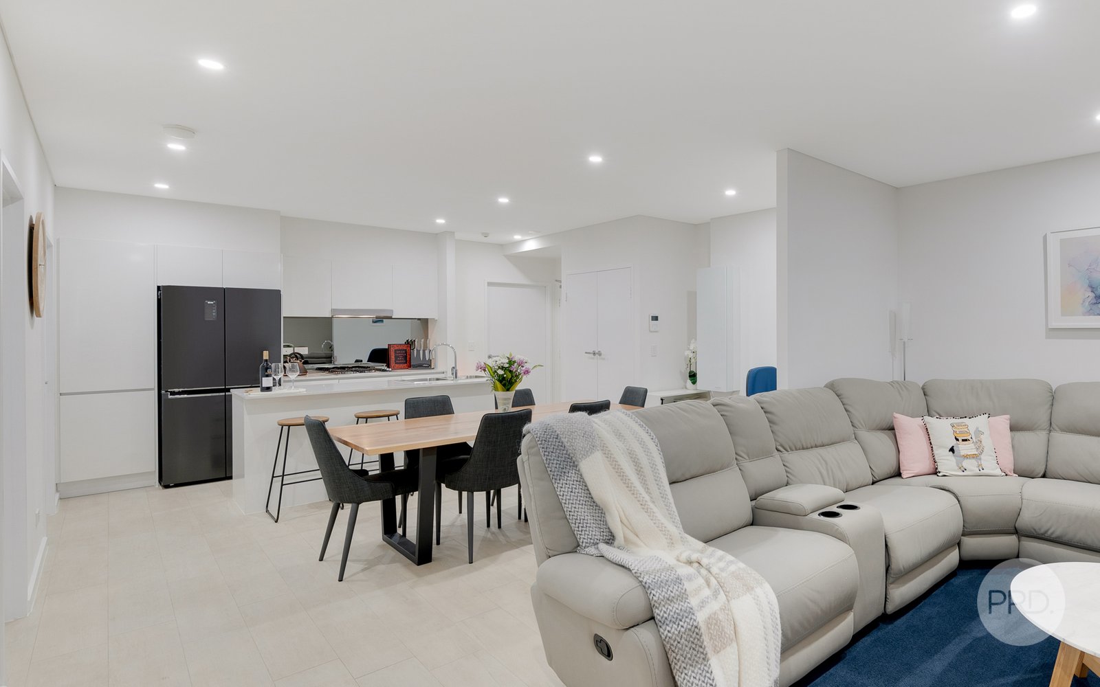 401/5 Cullen Avenue JORDAN SPRINGS 8