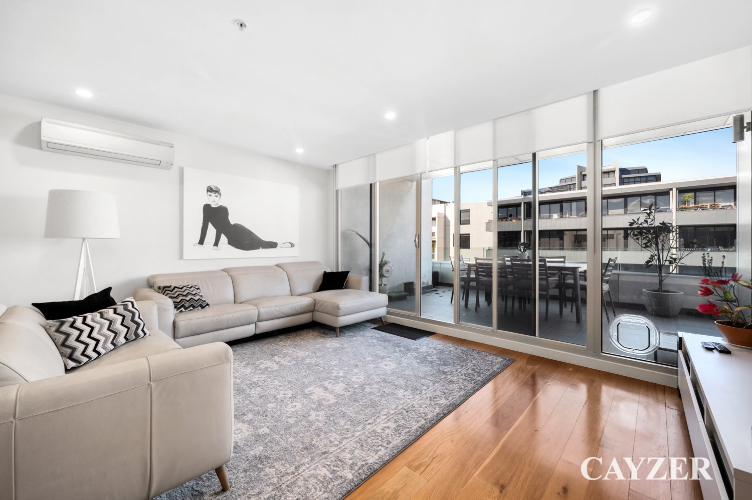 Gallery: 401/77 Nott Street
