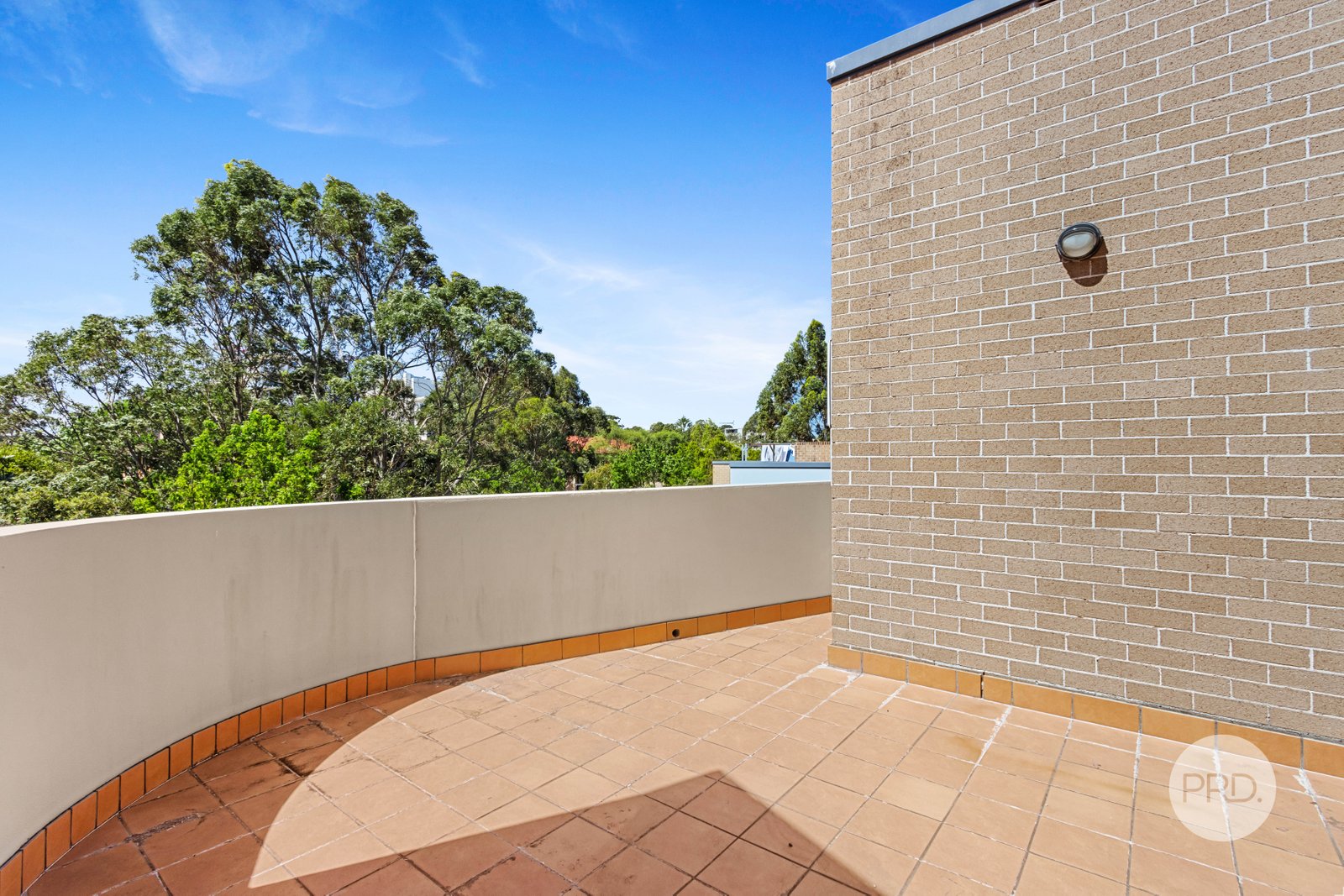 40/18-22 Gray Street SUTHERLAND 4