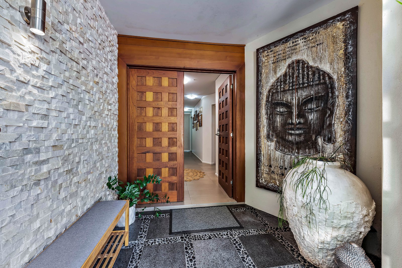 40/18-24 Raintree Place AIRLIE BEACH 3