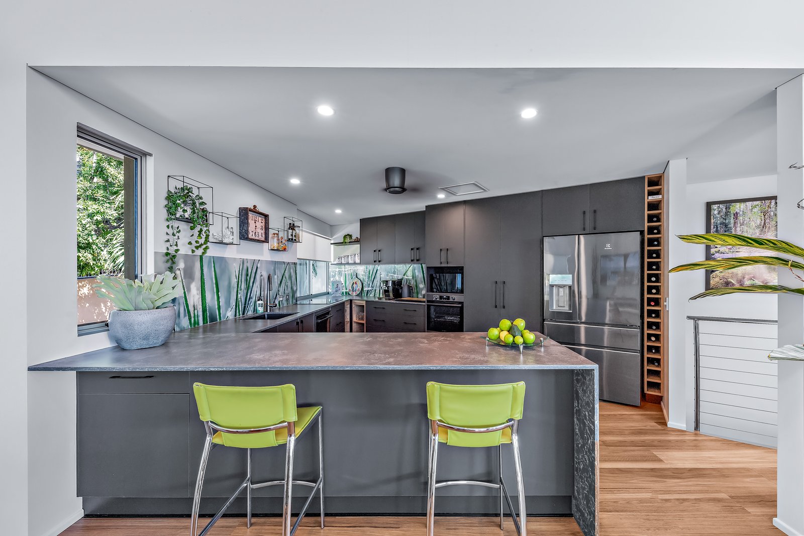 40/18-24 Raintree Place AIRLIE BEACH 8