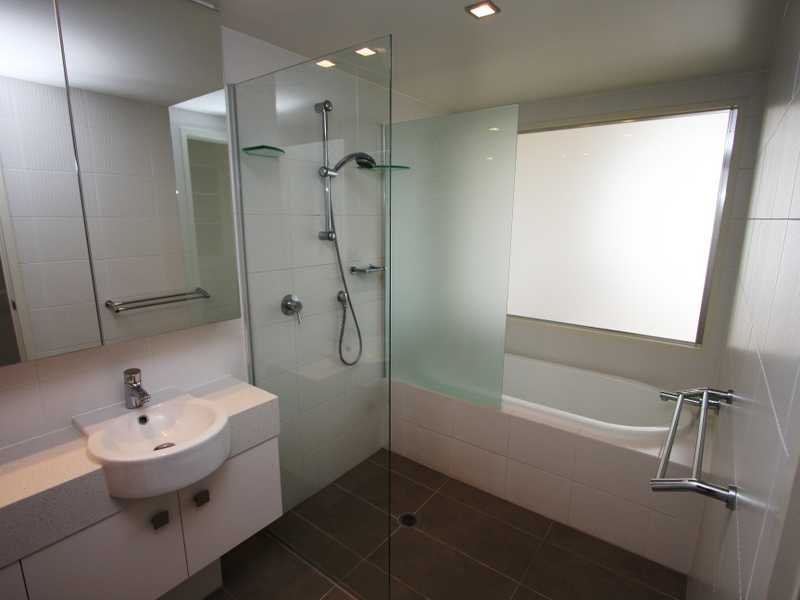 4018/3027 The Boulevard CARRARA 5