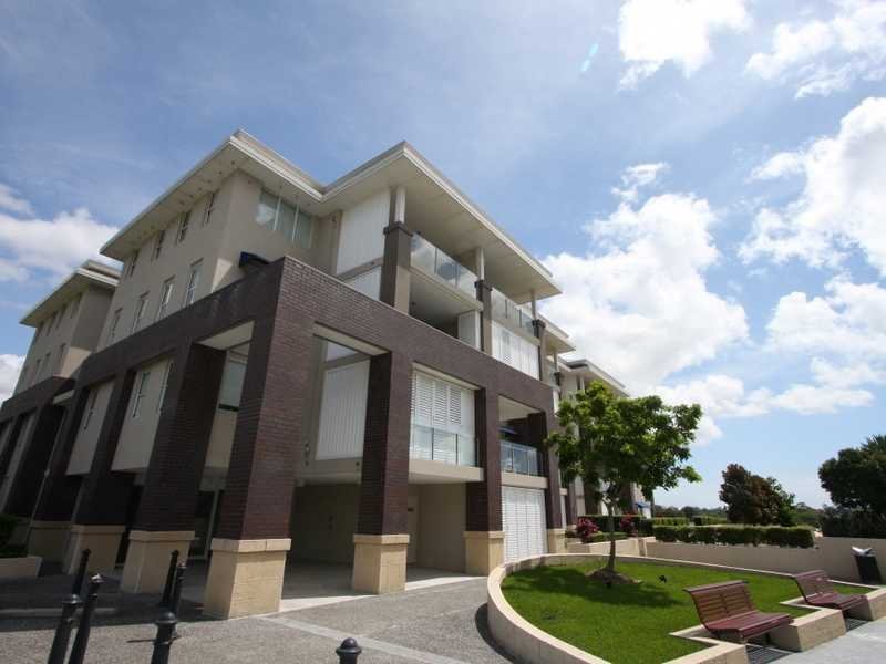 4018/3027 The Boulevard CARRARA 9