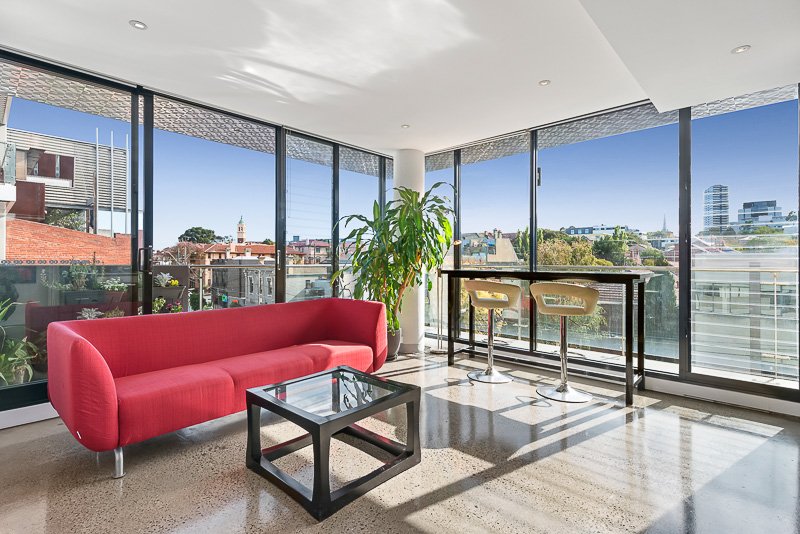 Gallery: 401A/33 Inkerman Street