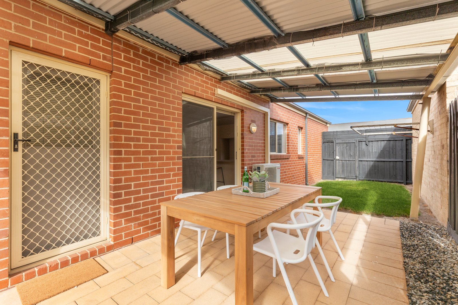 Gallery: 402 Autumn Street